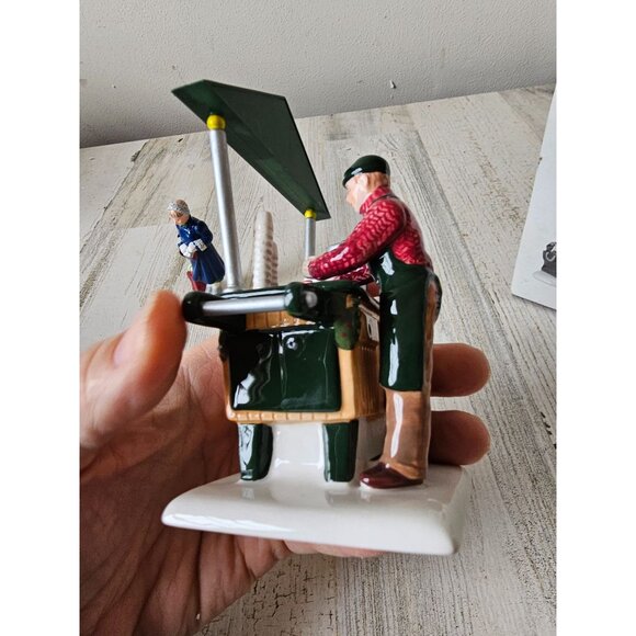 Dept 56 54870 Starbucks coffee cart new snow village people shopping vendor vint - Picture 8 of 15